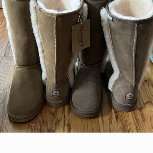 BearPaw Classic Shearling Boots in Brown and Tan Size 10....